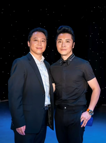 回顾:用音乐传递赤子之心——美国流行艺术家协会副主席张明与他的《我爱我的祖国》 - 我的网站